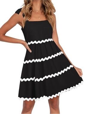 Zesica Black Sundress with White Wavy Trim